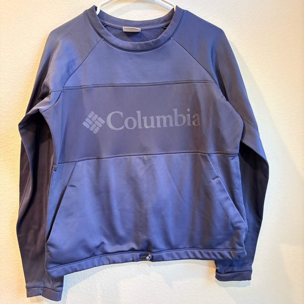 NWOT Columbia Sportswear Tech Crewneck Sweatshirt - Women’s Medium - Navy Blue